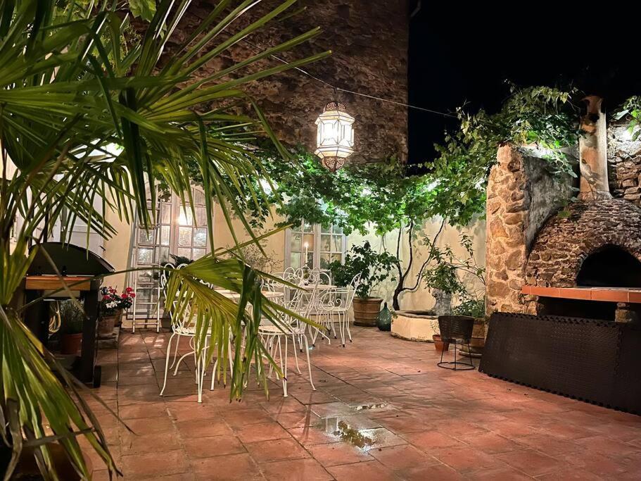 La Maison De Mama C: Charming French Village Home Sainte-Colombe-sur-l'Hers Exterior photo