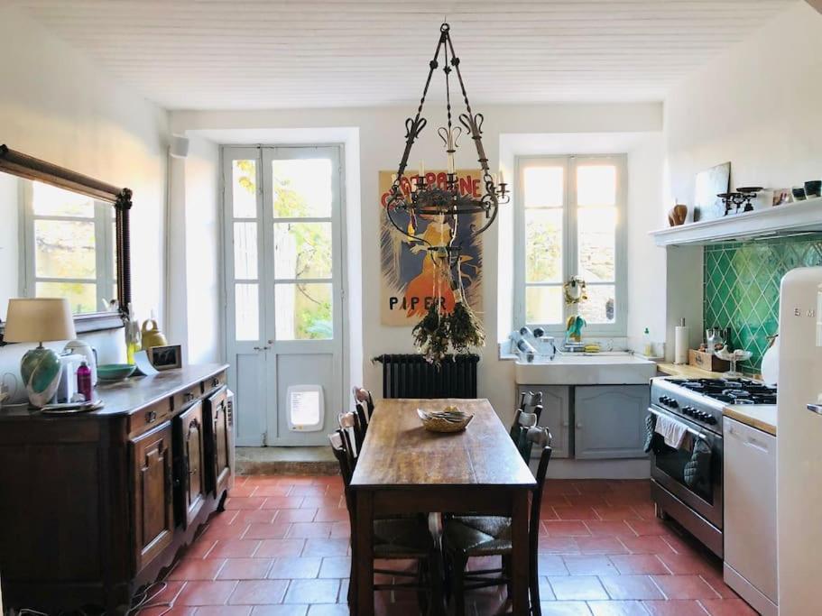 La Maison De Mama C: Charming French Village Home Sainte-Colombe-sur-l'Hers Exterior photo